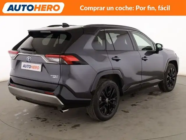 Toyota Rav4 view 6