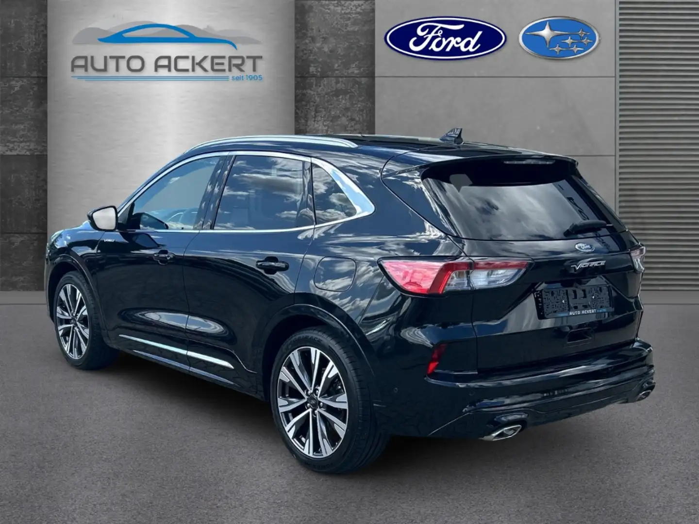 Ford Kuga Vignale 2.0 EB*P-Dach*LED*K-Free*H-Up*AHK Schwarz - 2