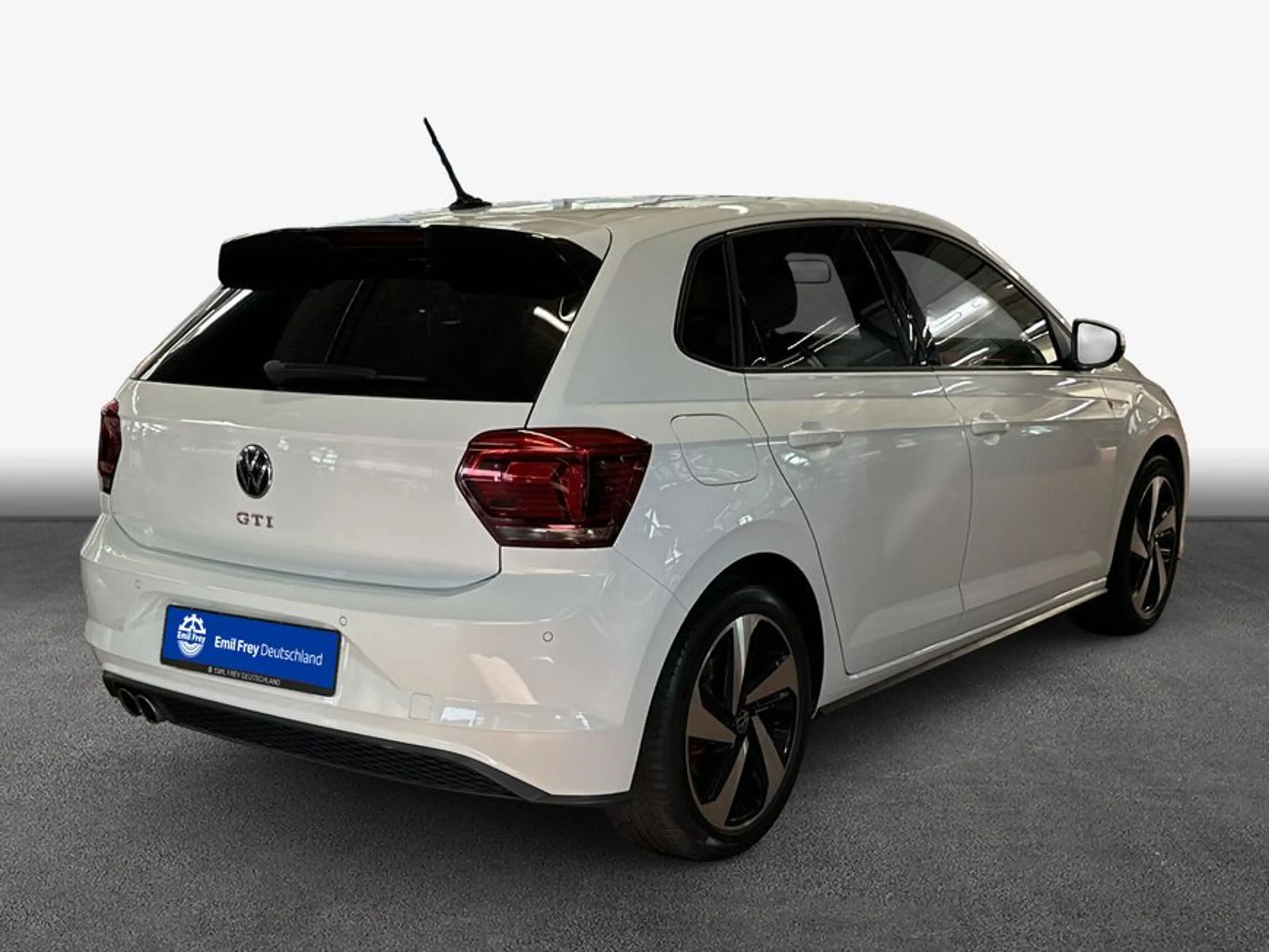 Volkswagen Polo GTI GTI 2.0 TSI DSG — photo 2