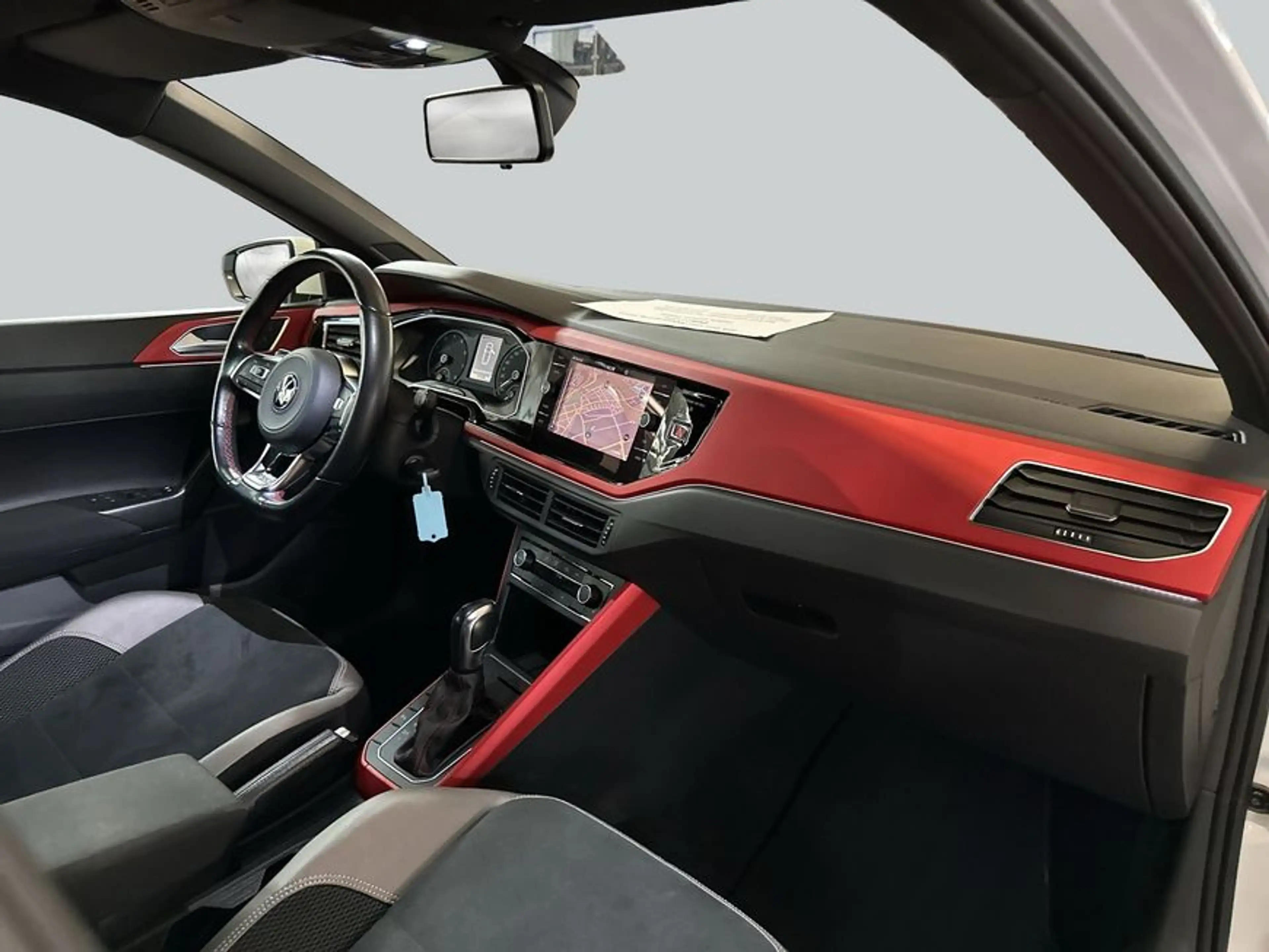 Volkswagen Polo GTI GTI 2.0 TSI DSG — photo 15