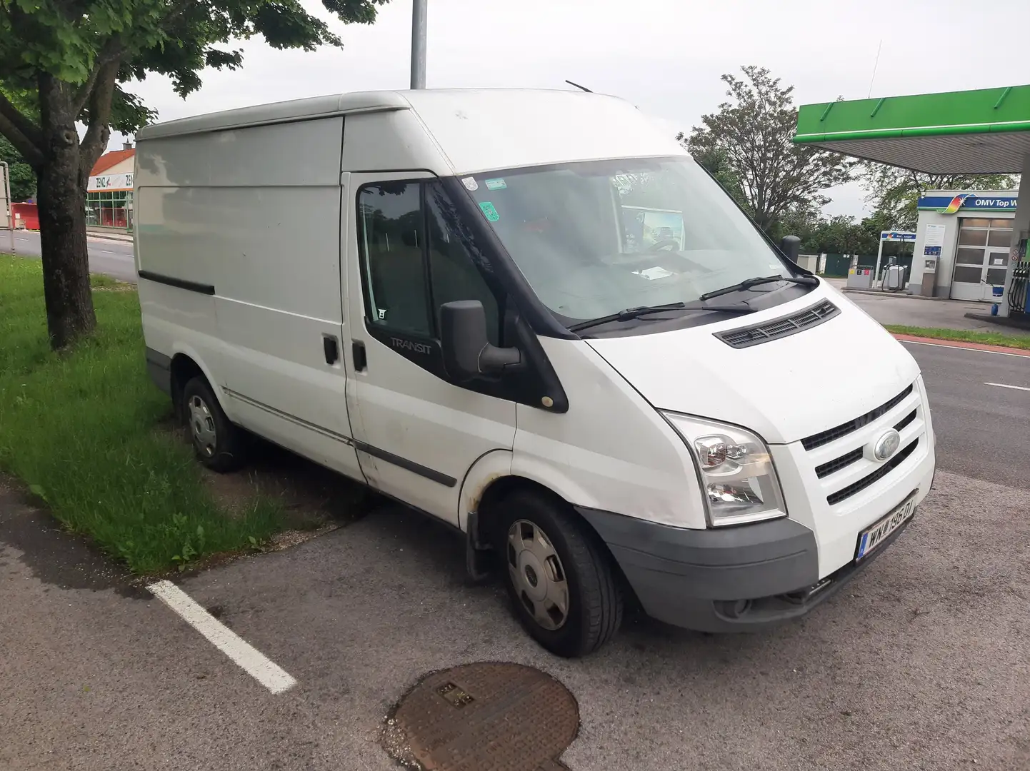 Ford Transit Bus Transit Trent Kawa 350M Weiß - 1