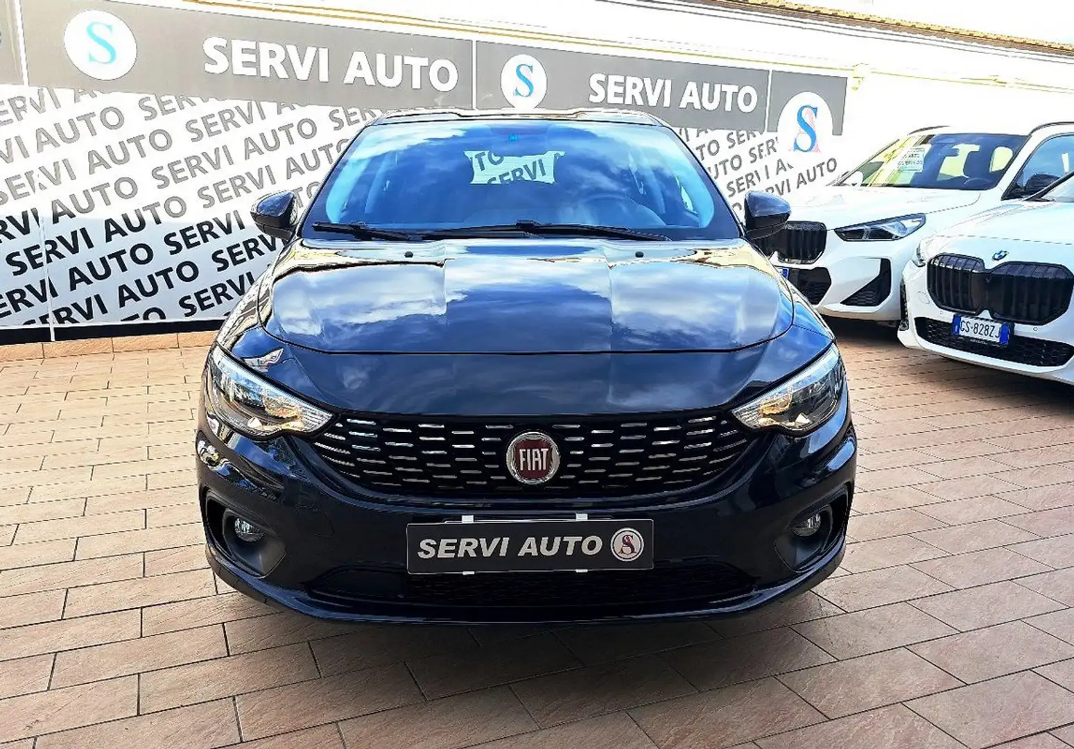 Fiat Tipo 1.4 T-Jet 120 CV GPL 5 porte Easy Schwarz - 2