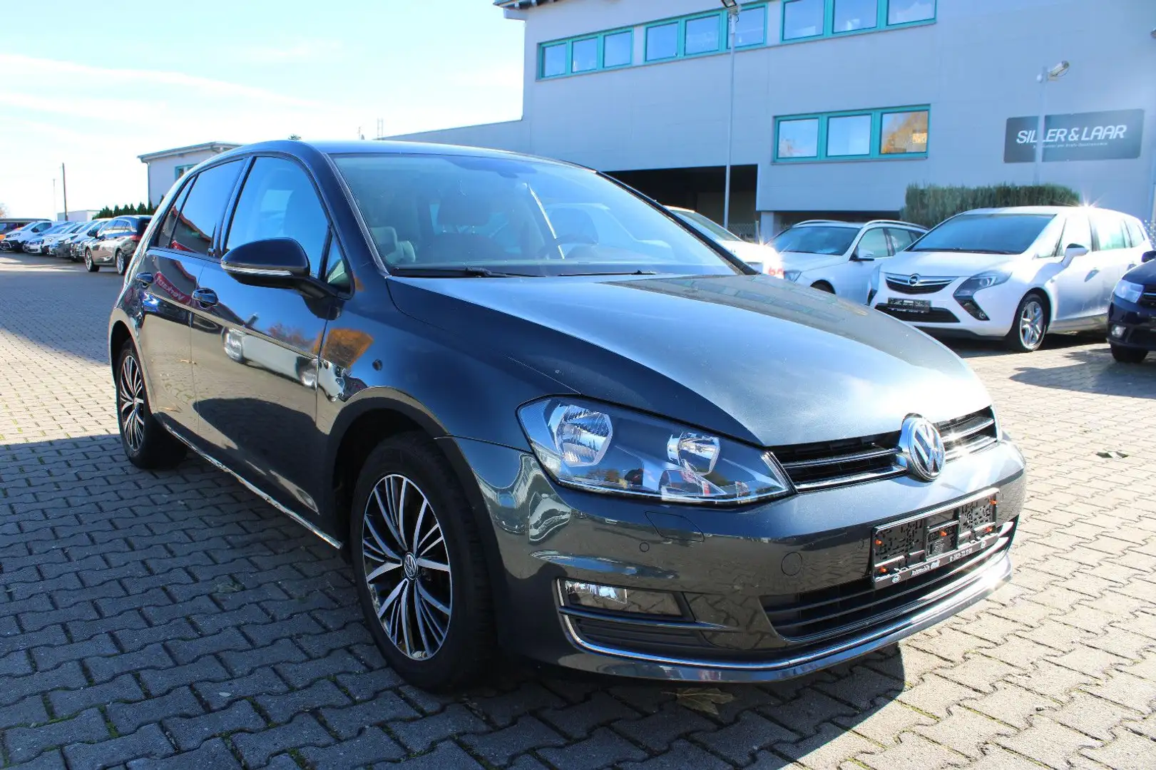 Volkswagen Golf 1.4 TSI ALLSTAR PDC,SHZ,Tempomat Šedá - 2