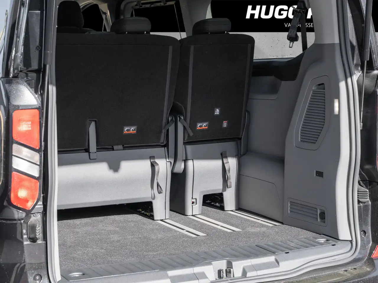 Ford Tourneo Custom Titanium 320 L2 2.0 l EcoBlue TECH.PKT*KLIMAAUT.*G 10