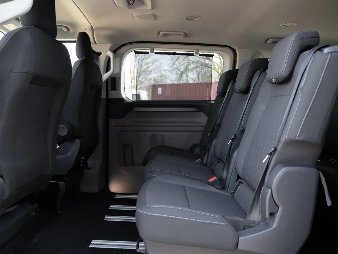 Ford Tourneo Custom Titanium 320 L2 2.0 l EcoBlue TECH.PKT*KLIMAAUT.*G 8