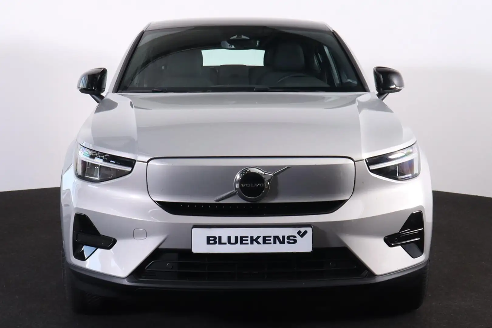 Volvo C40 Extended Range Plus 82 kWh - Panoramadak - Intelli Argintiu - 2