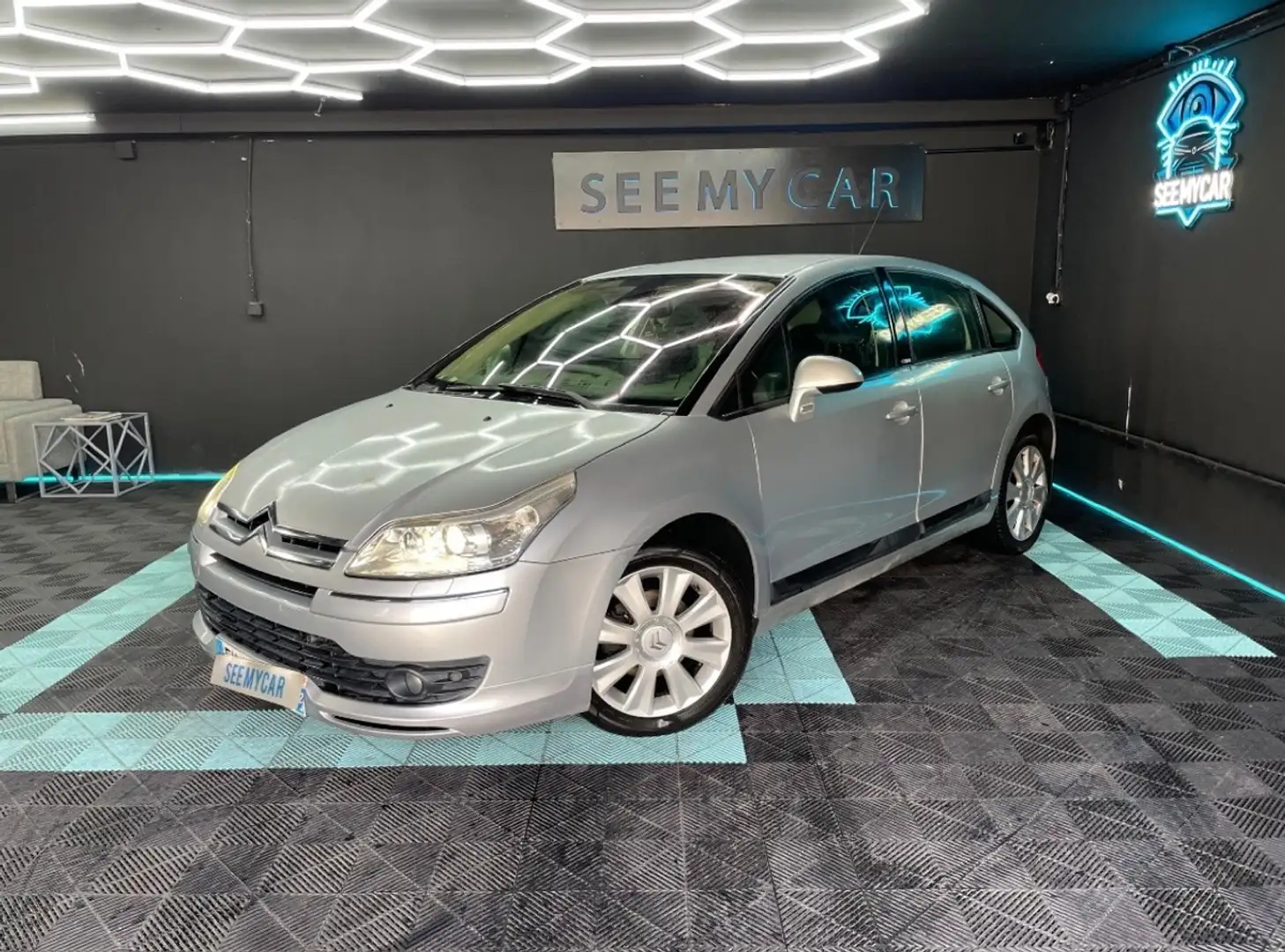 Citroen C4 1.6 HDI TURBO Garantie 6 mois Gris - 1