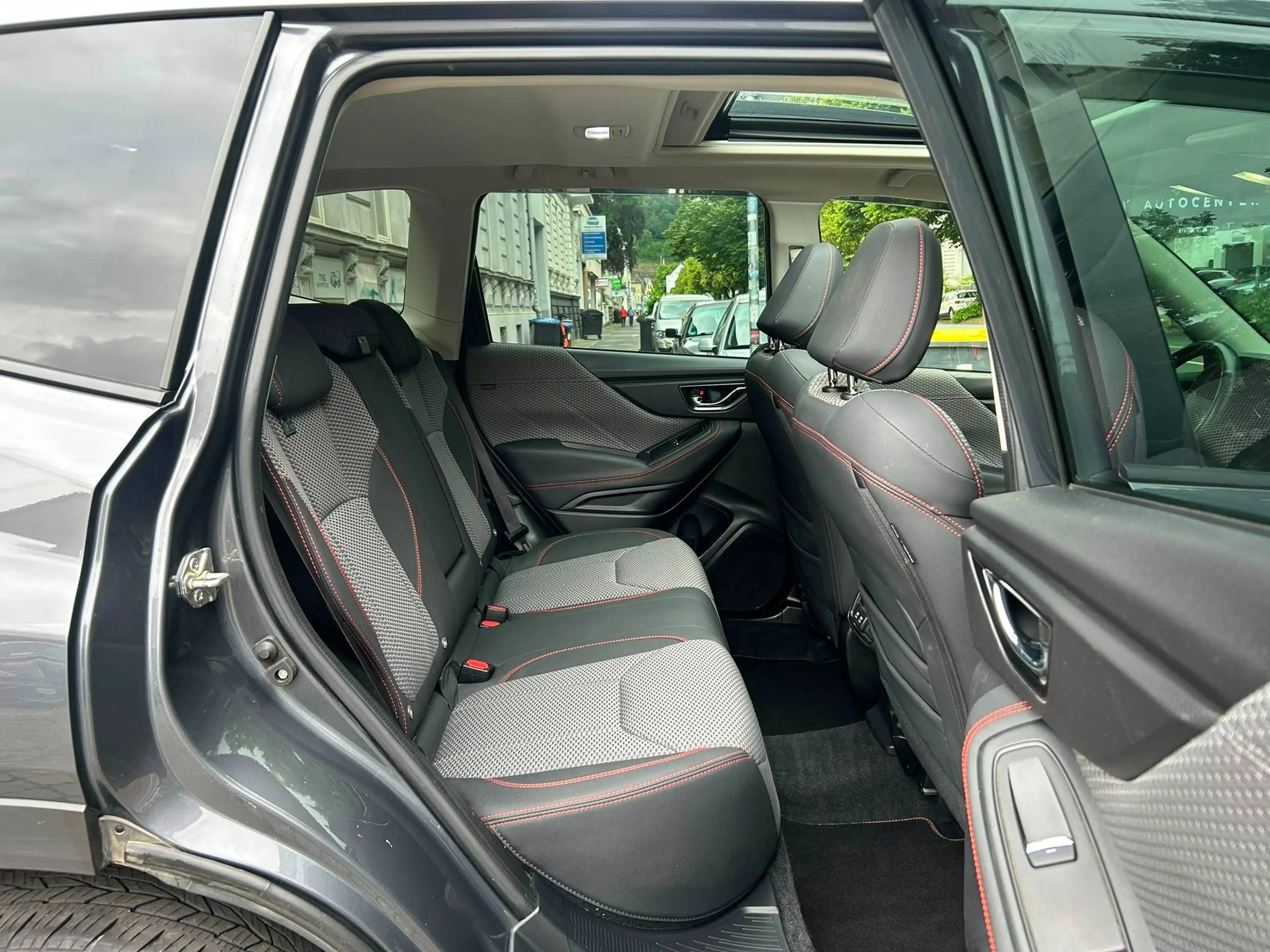 Subaru Forester 2.0 e-Boxer AWD Edition Exclusive Cross — photo 14