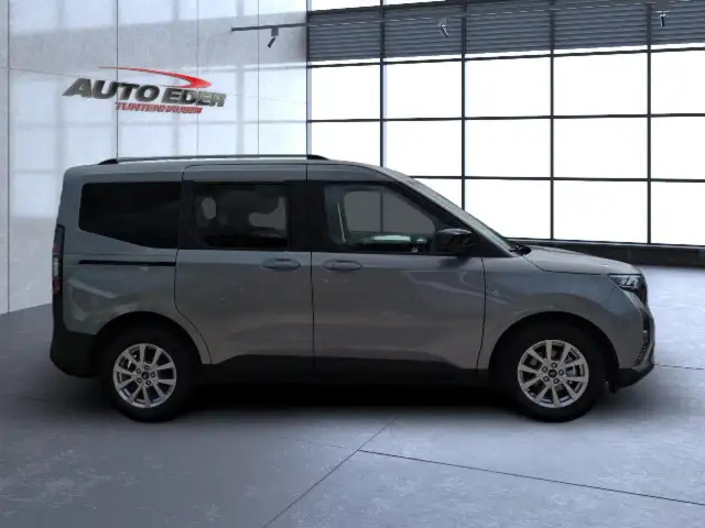 Ford Tourneo Courier view 14