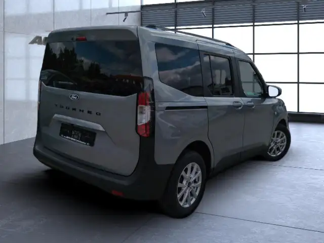 Ford Tourneo Courier view 5
