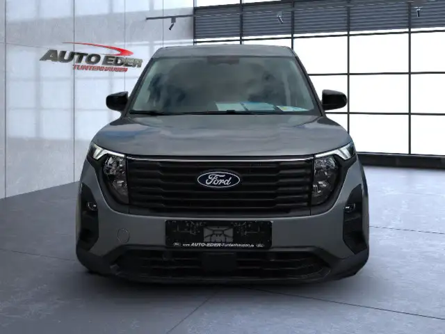 Ford Tourneo Courier view 10