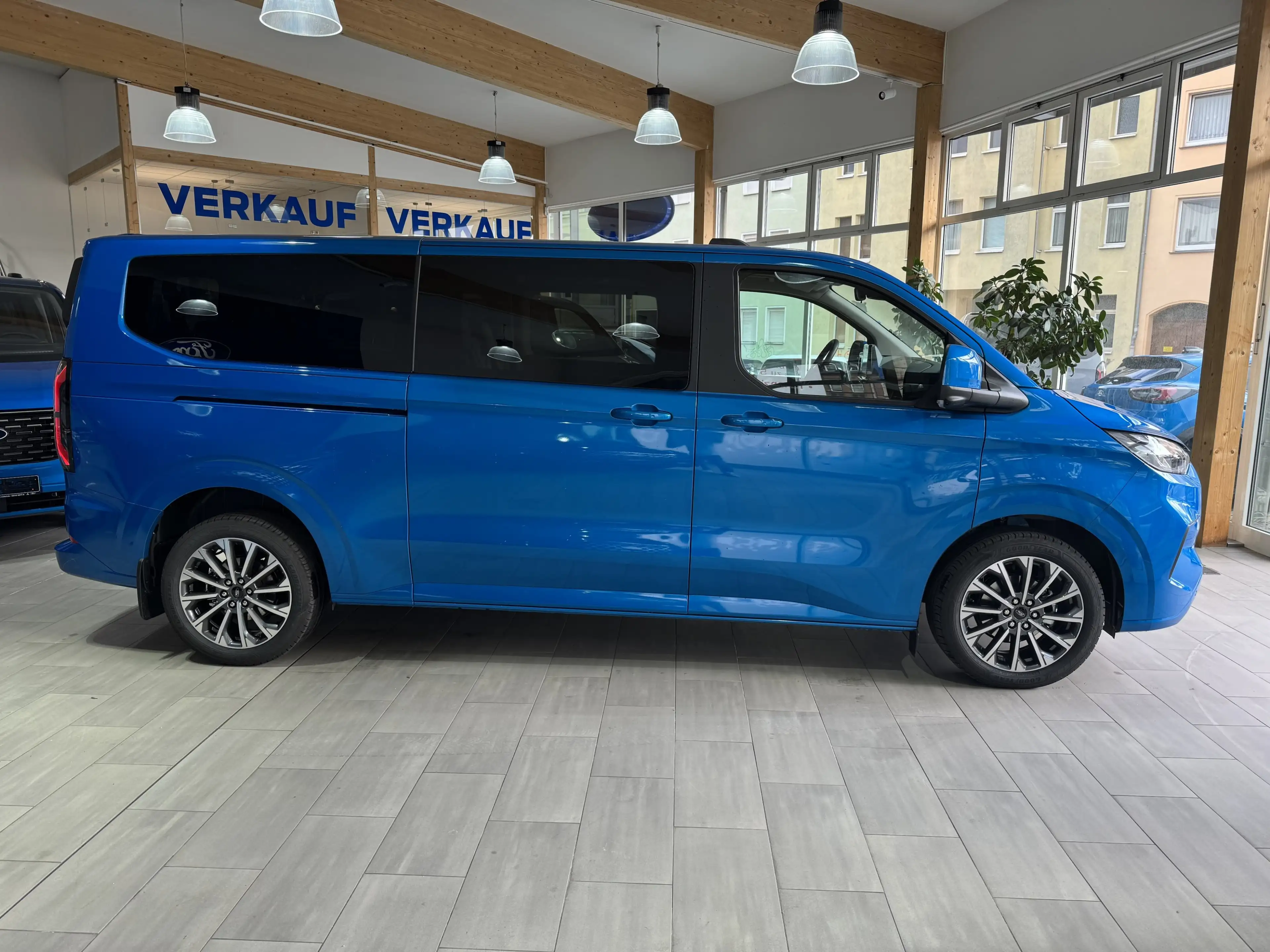 Ford Tourneo Custom 2.0 L2 Titanium X Vollausstattung* — photo 4
