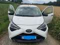 Toyota Aygo Aygo x-play Weiß - thumbnail 1