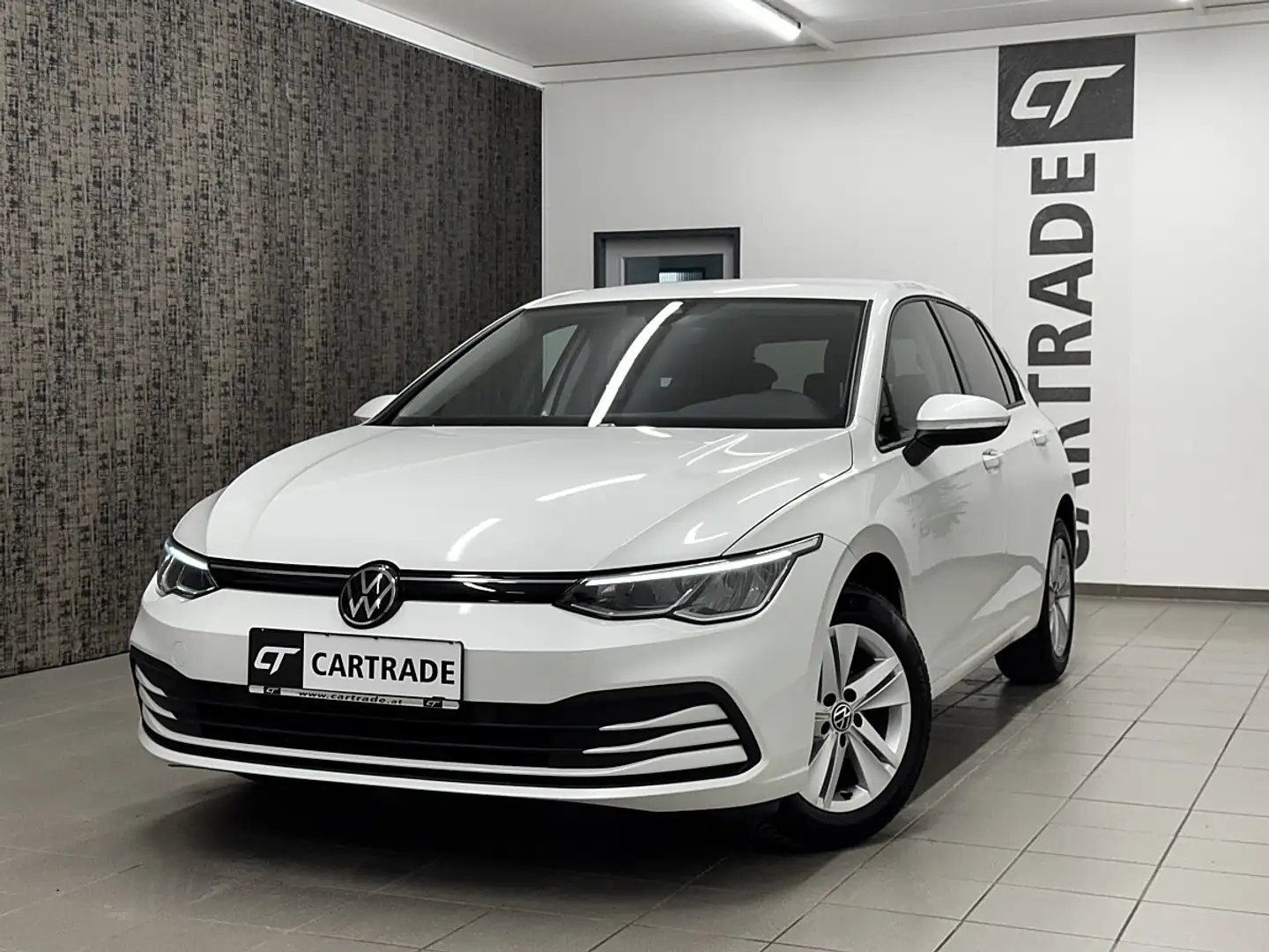 Volkswagen Golf 2,0 TDI Life DSG / LED/ VIRTUAL/ ACC/ NAVI/ APP... Weiß - 1
