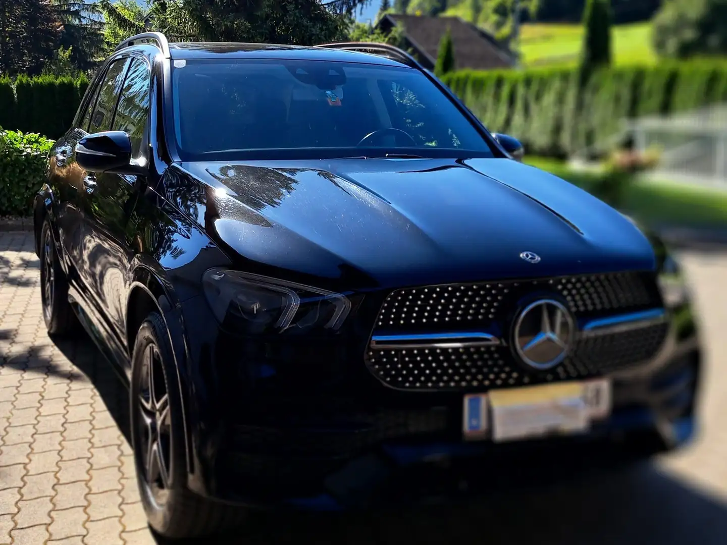 Mercedes-Benz GLE 300 GLE 300 d 4Matic AMG*Panorama*Garantie bis 08/2026 Schwarz - 2