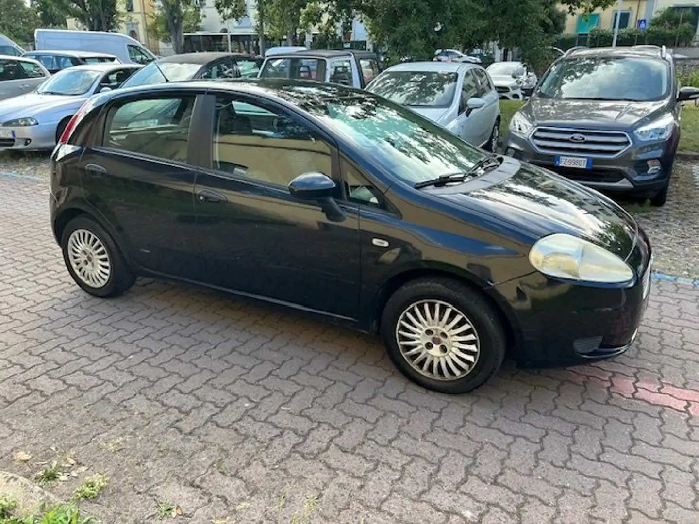 Fiat Grande Punto Grande Punto 5p 1.3 mjt 16v Dynamic 75cv Nero - 2