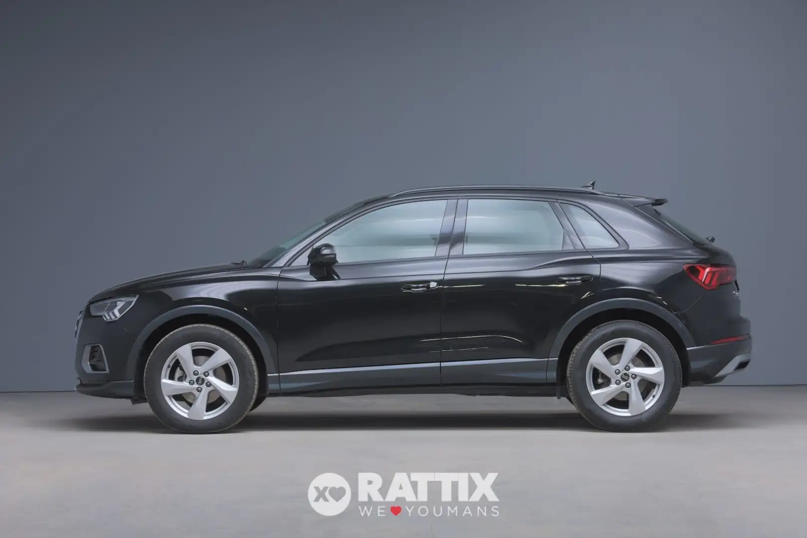 Audi Q3 35 1.5 TFSI Mhev Business Advanced S-tronic Schwarz - 2