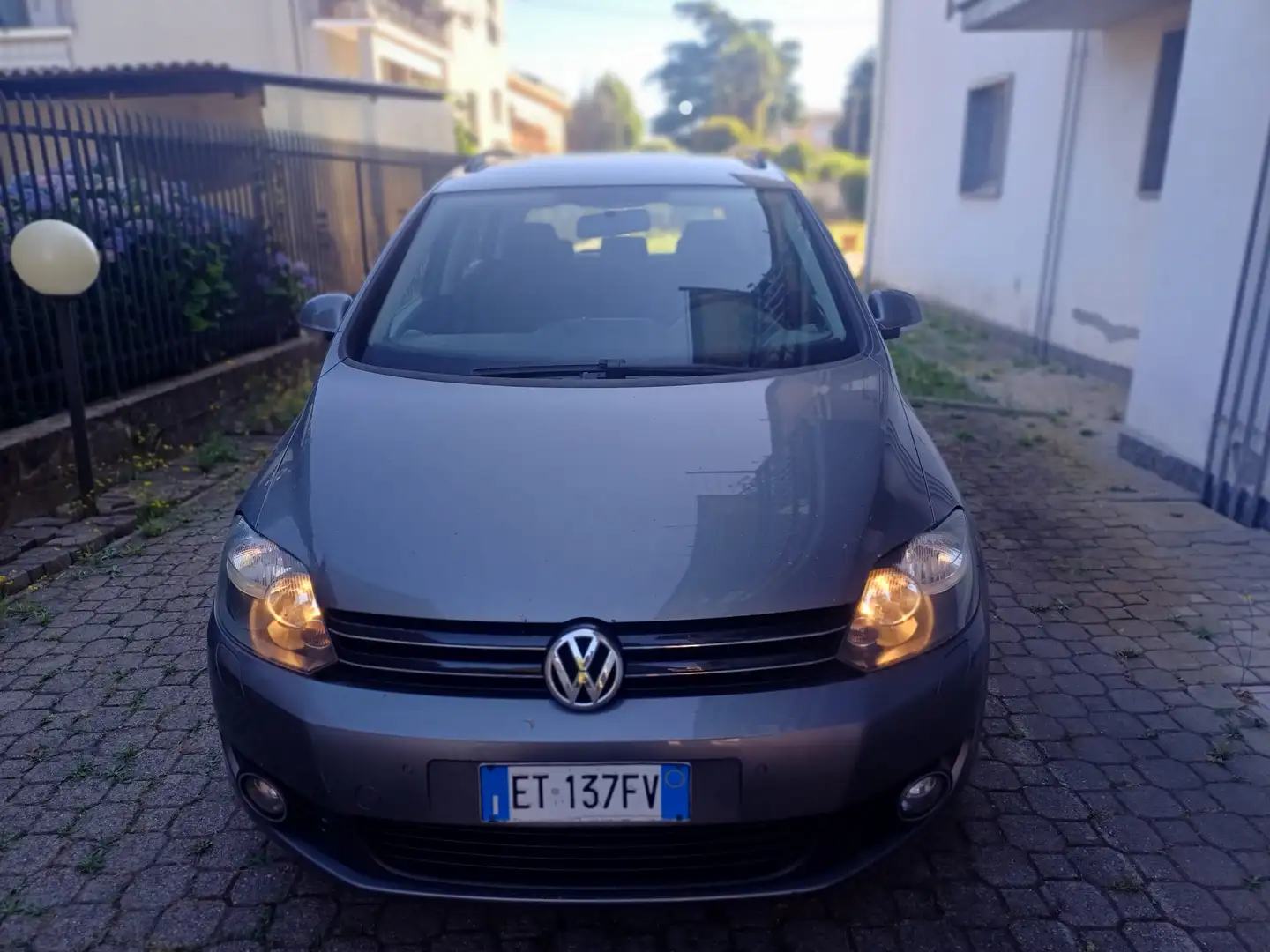 Volkswagen Golf Plus 1.6 tdi Highline - 1