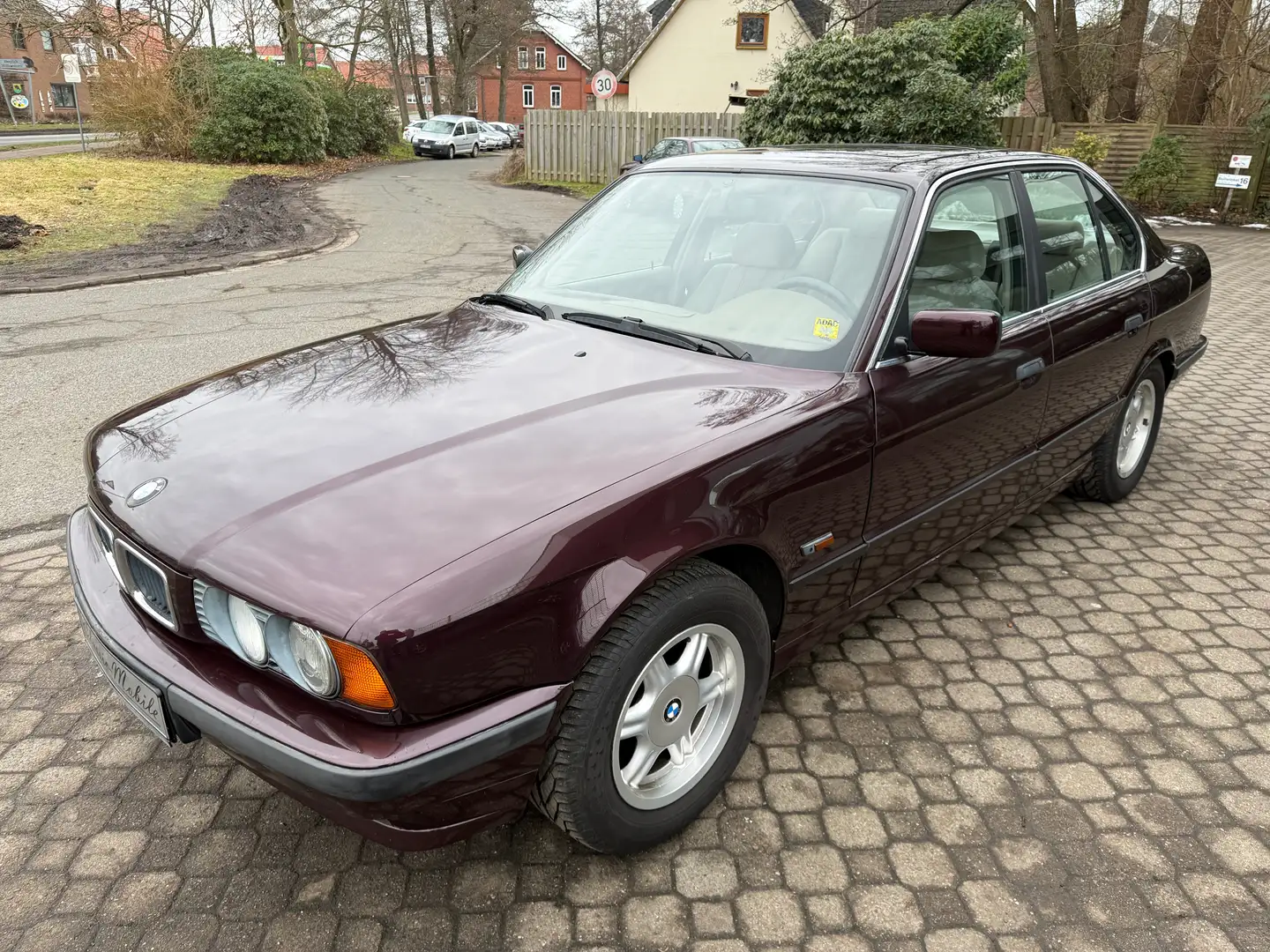 BMW 518 i E34 *nur 177 TKM*HU 7/2027*Familienbesitz*eSD* Rot - 2