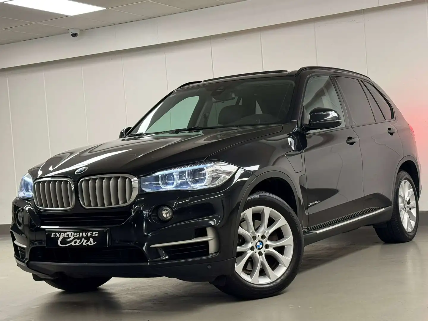 BMW X5 X-DRIVE 40e TOIT PANO CAMERA GPS CUIR HARMAN LED Noir - 1