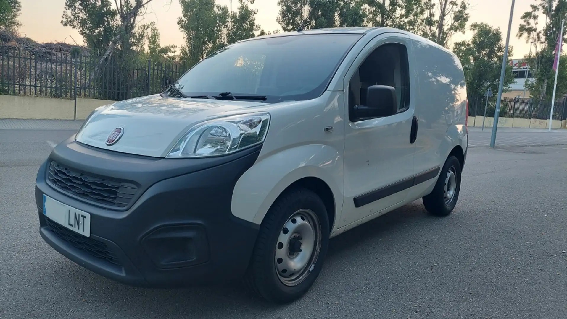 Fiat Fiorino Comercial Cargo 1.3Mjt Base 59kW Bianco - 2