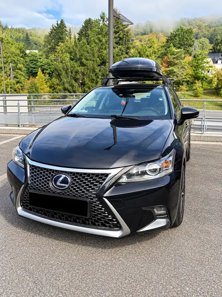 Lexus CT 200h