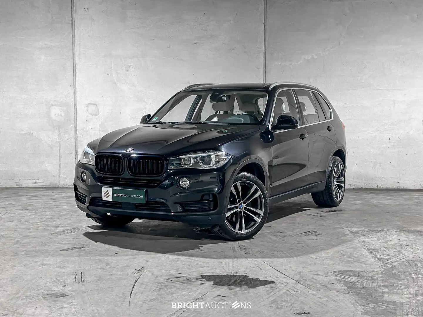 BMW X5 sDrive25d High Executive Zwart - 2