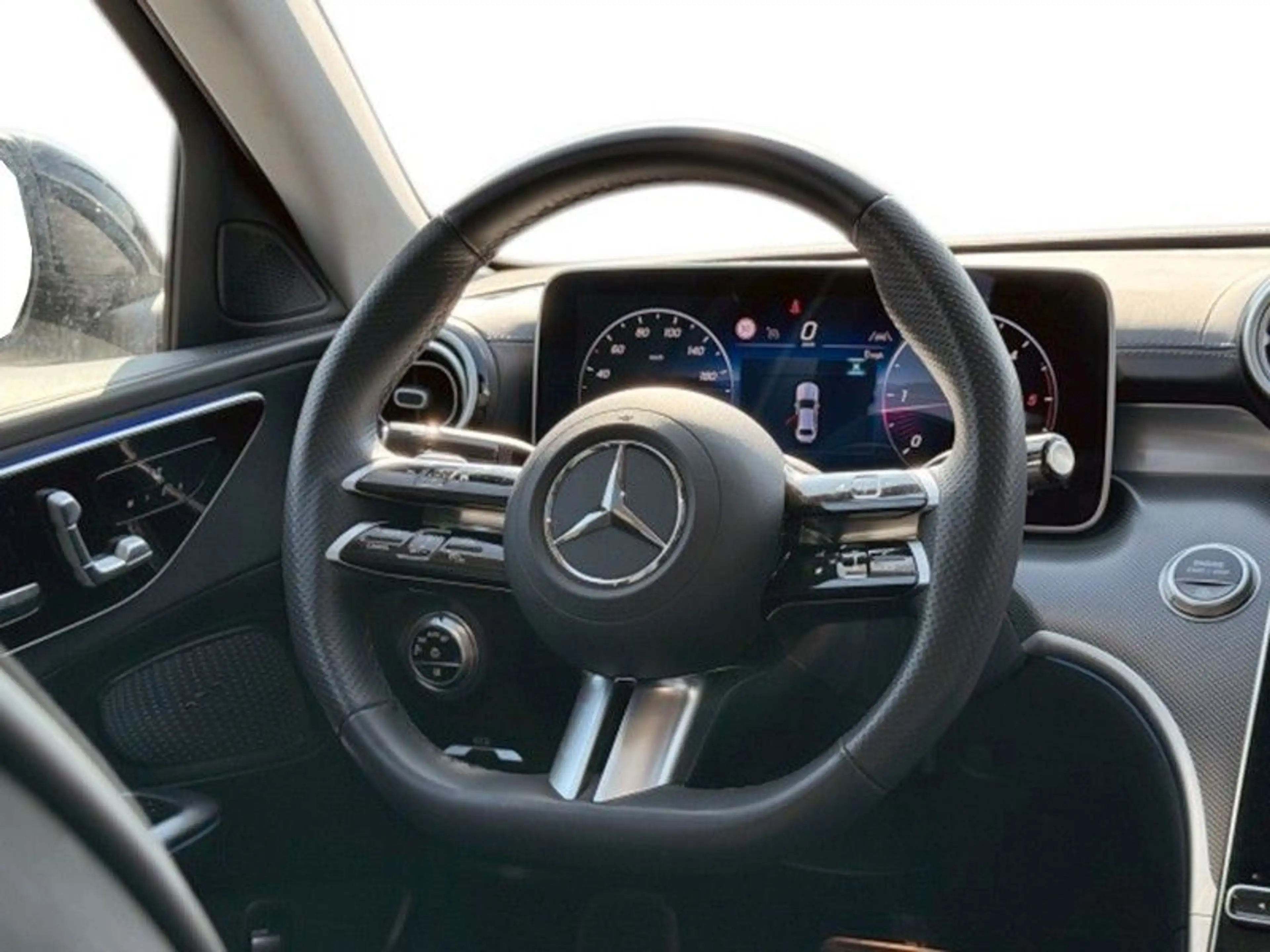 Mercedes-Benz C 220 d AMG Line — photo 13