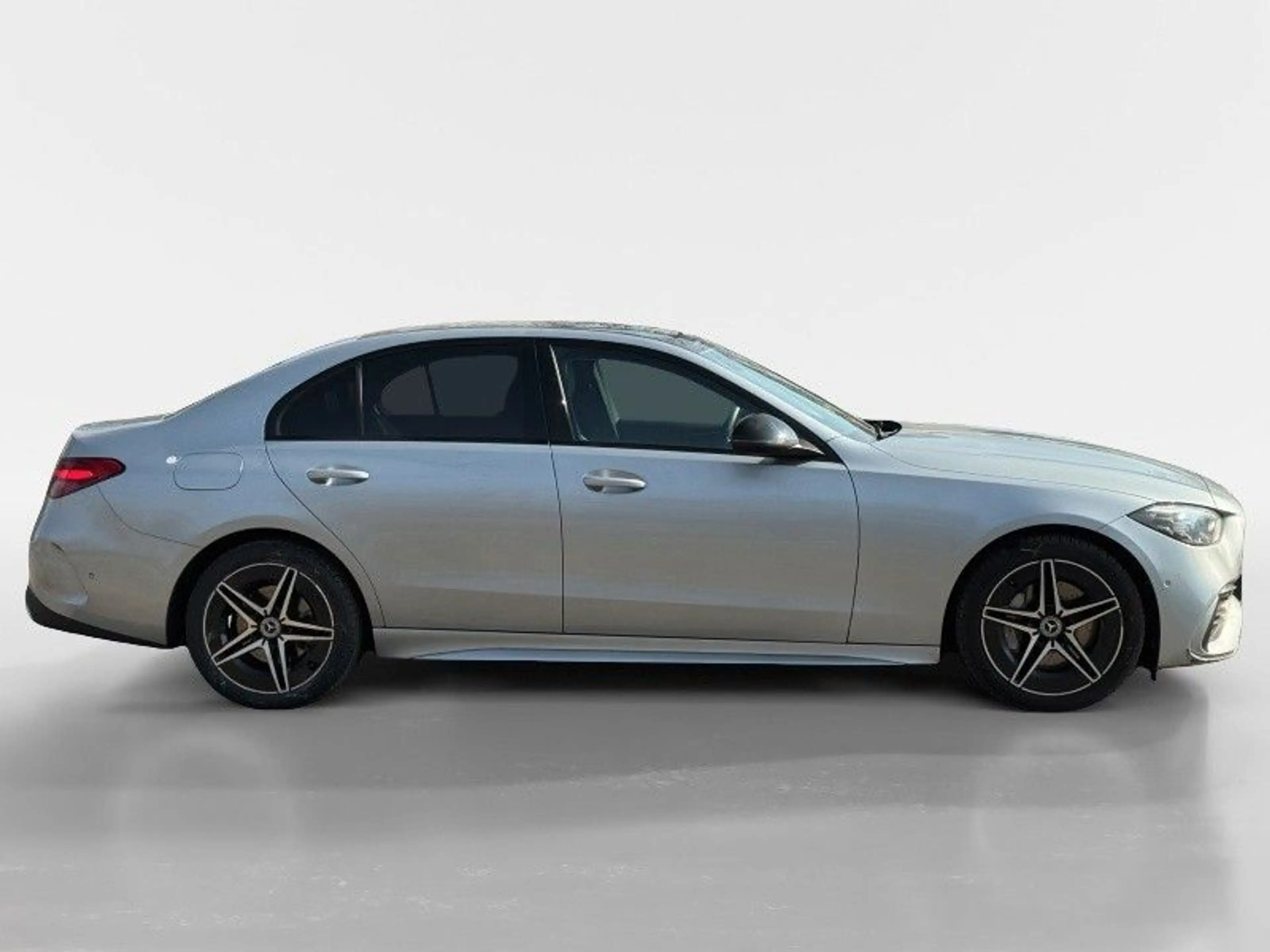 Mercedes-Benz C 220 d AMG Line — photo 6