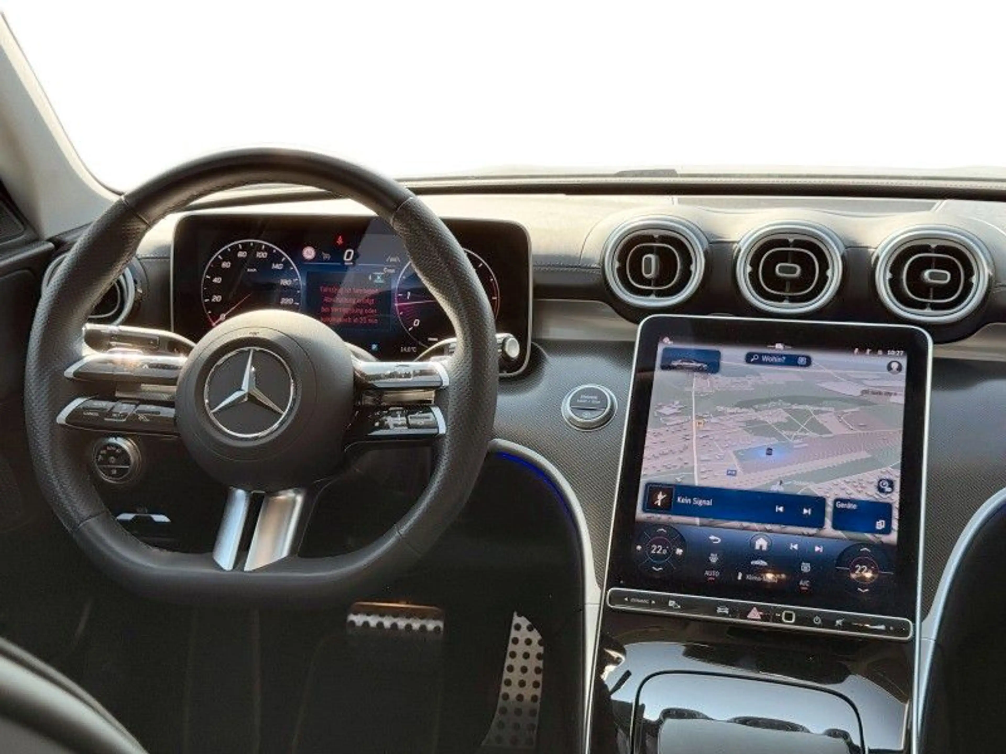 Mercedes-Benz C 220 d AMG Line — photo 12