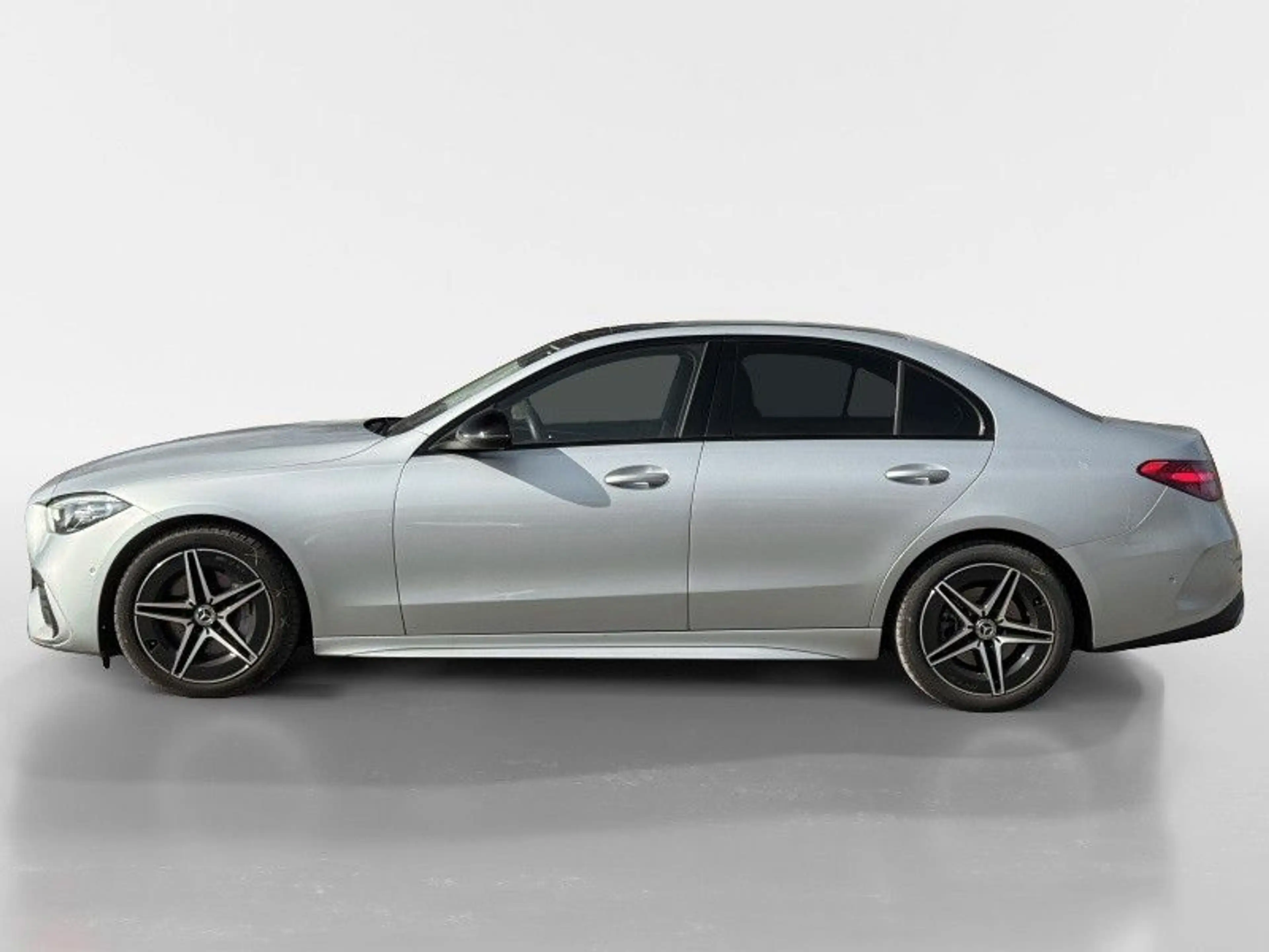 Mercedes-Benz C 220 d AMG Line — photo 2