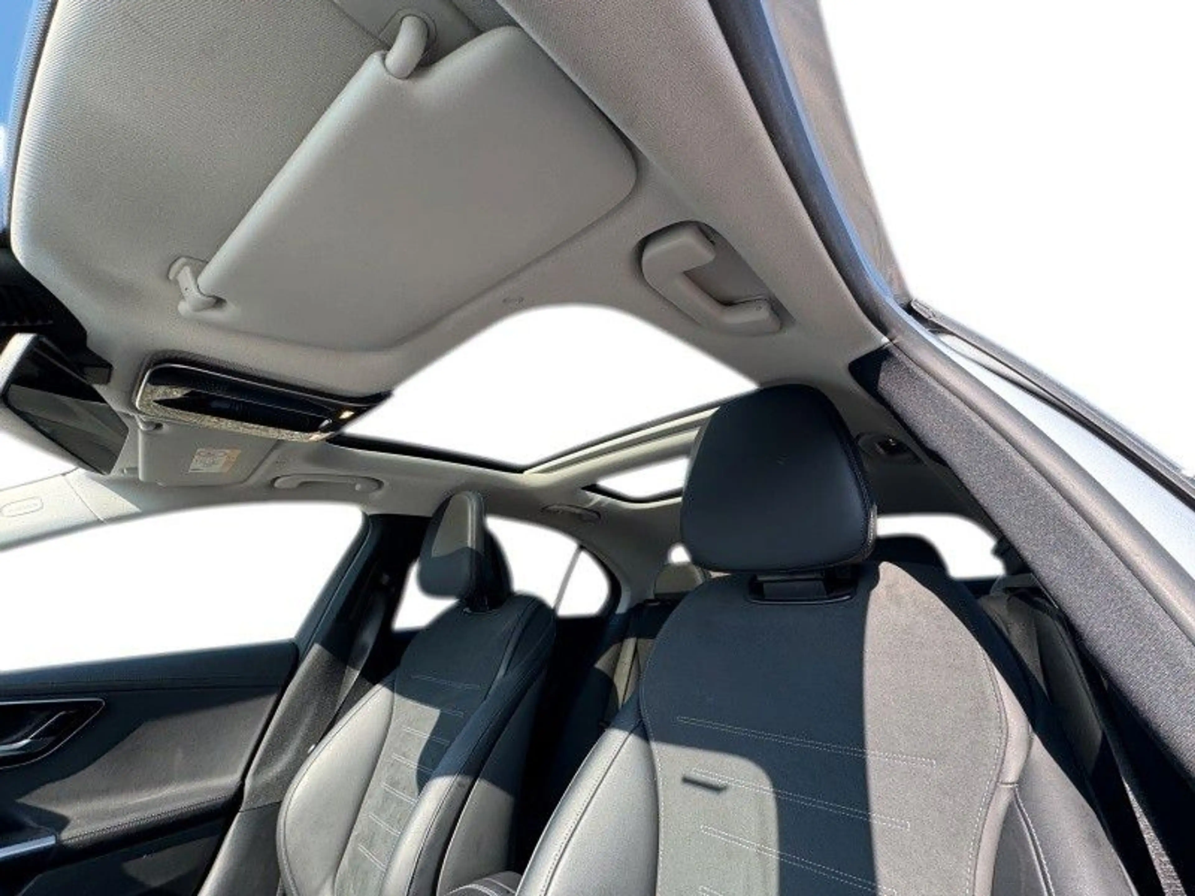 Mercedes-Benz C 220 d AMG Line — photo 10
