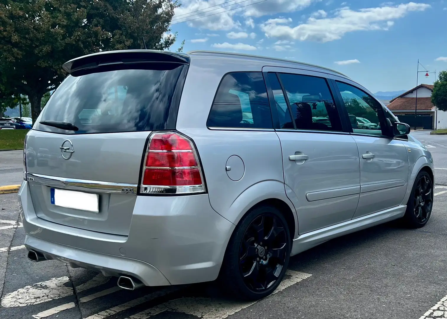 Opel Zafira 2.0 OPC Gris - 2