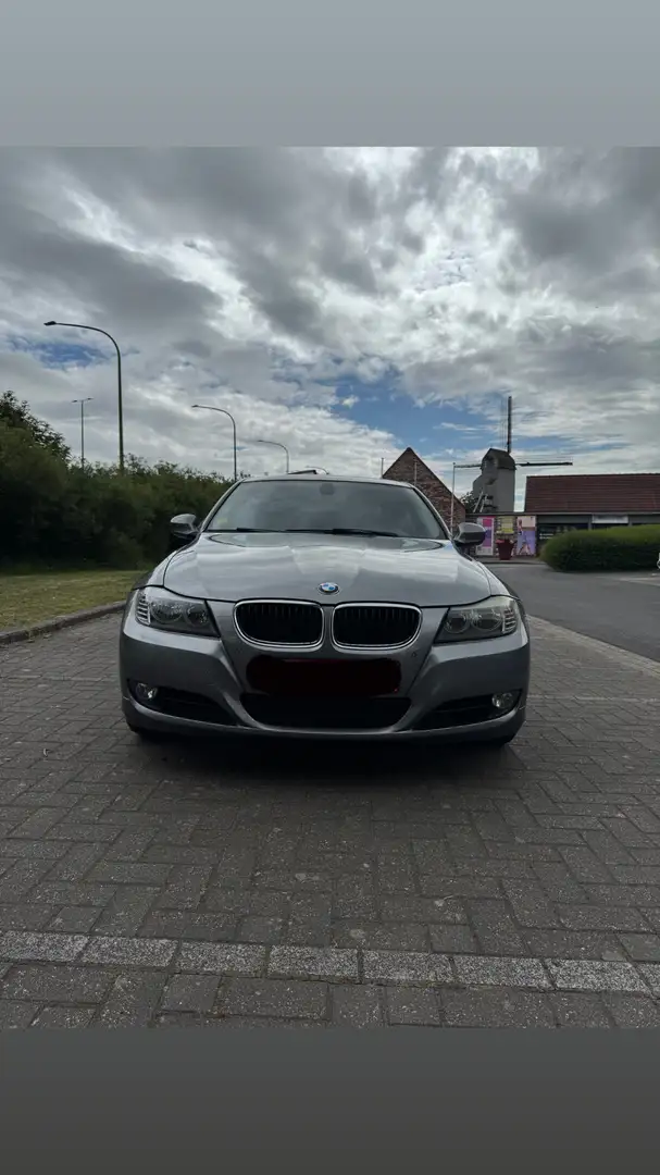 BMW 318 dA Sensation - 1