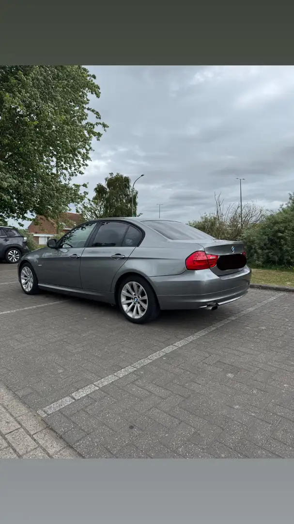 BMW 318 dA Sensation - 2