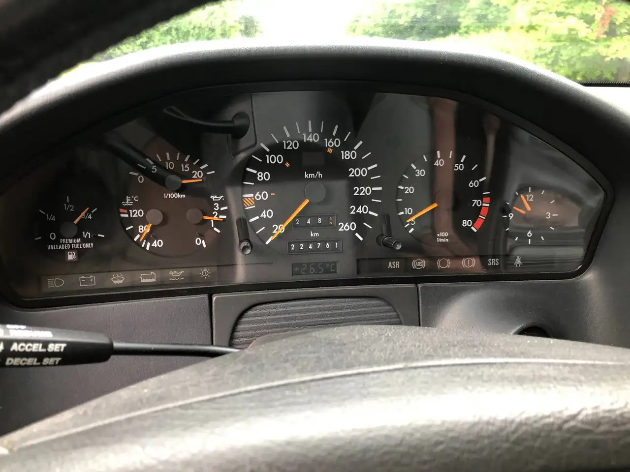 Mercedes-Benz 300 снимка Mercedes-Benz 300