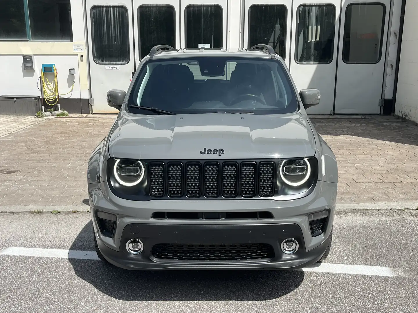 Jeep Renegade 2.0 MjT Limited 4WD Automatic LED AHK Grijs - 2