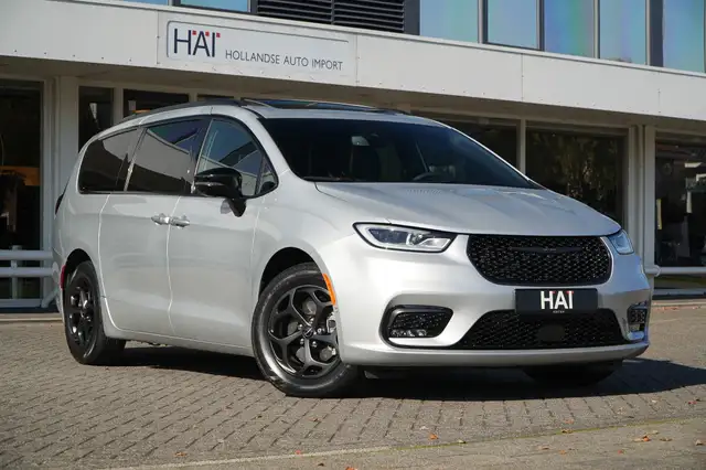 Chrysler Pacifica 3.6 V6 Hybrid S I Pano I ACC I 7-persoons I