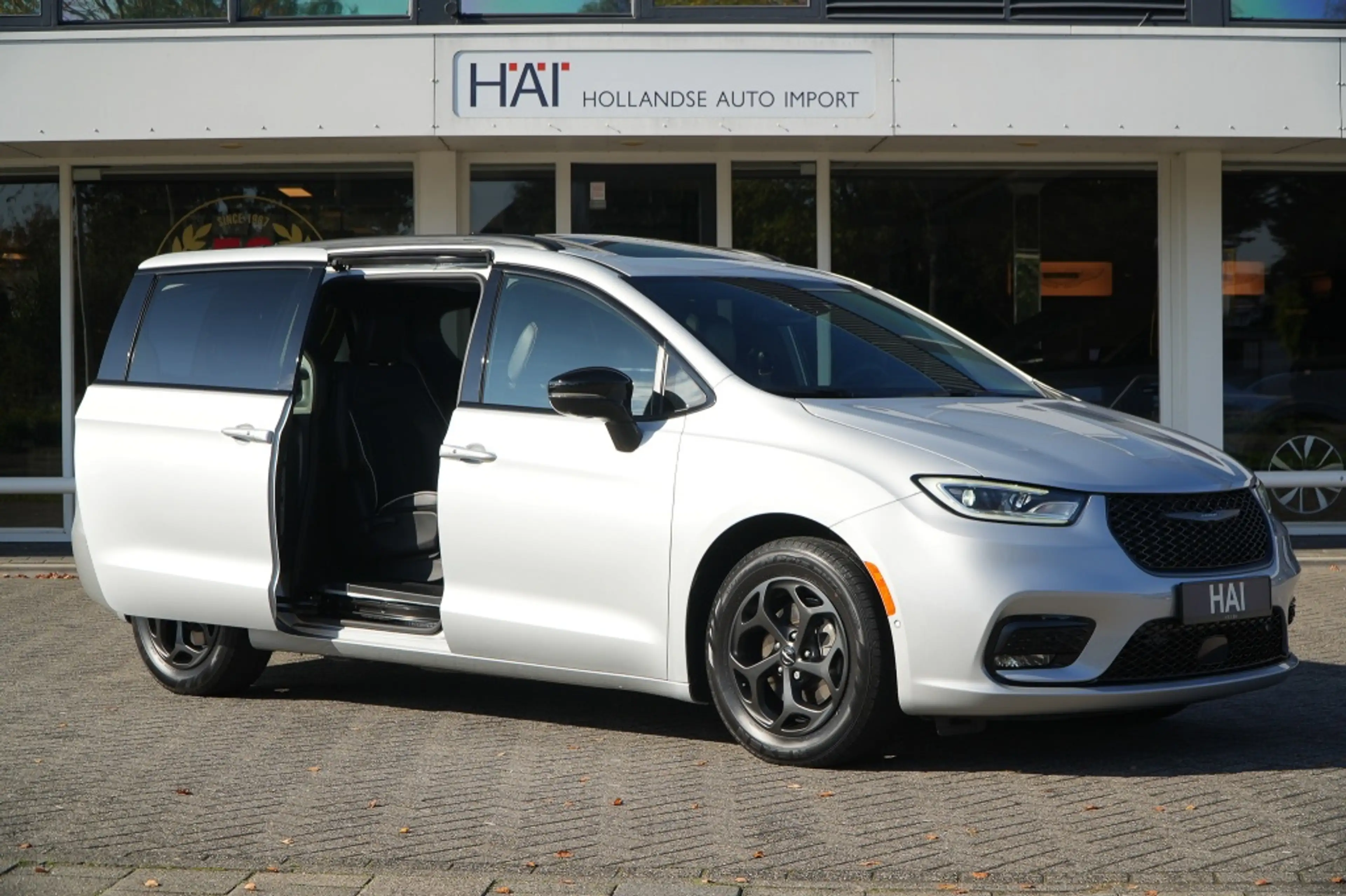 Chrysler Pacifica 3.6 V6 Hybrid S I Pano I ACC I 7-persoons I — photo 5