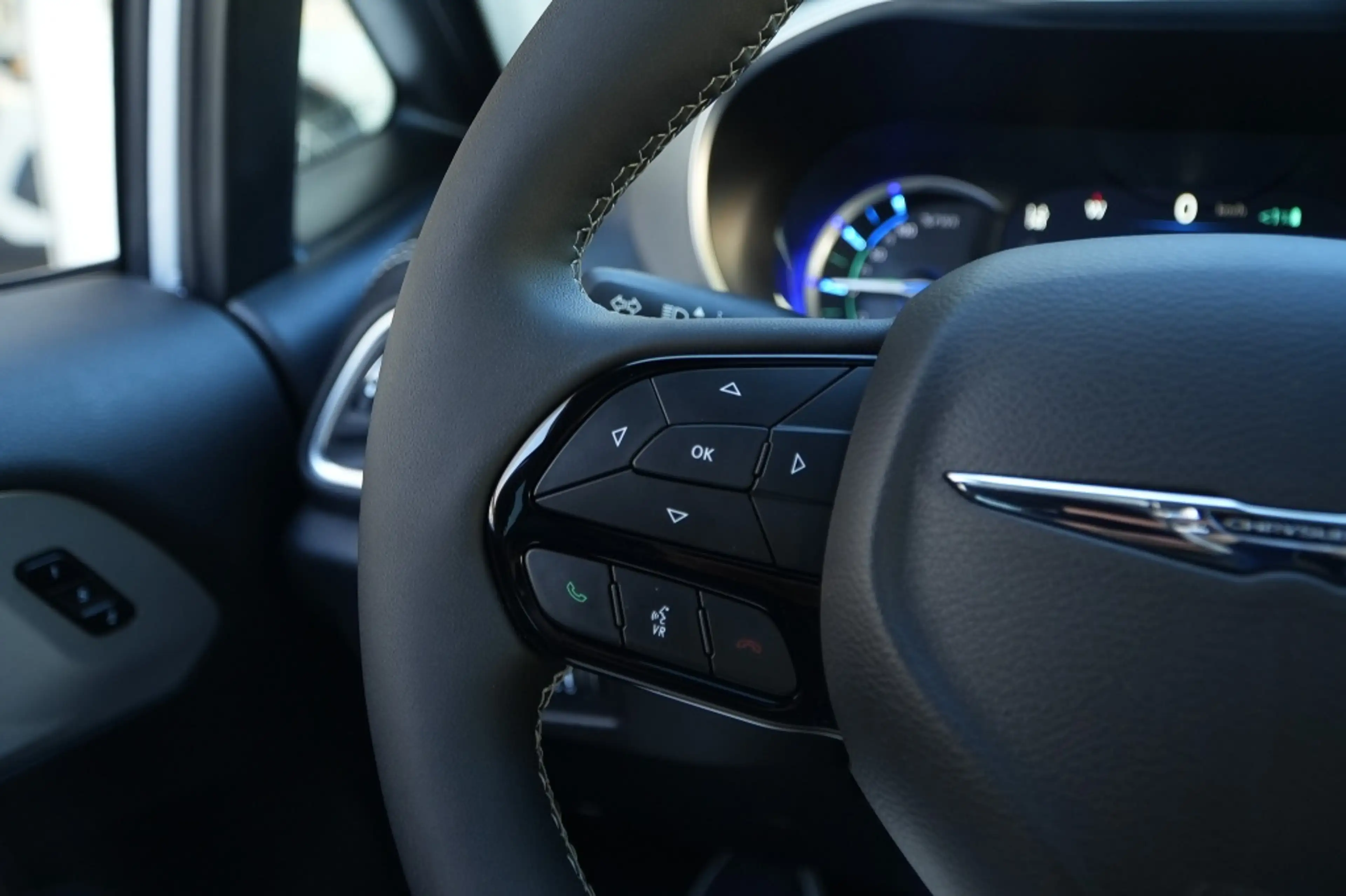 Chrysler Pacifica 3.6 V6 Hybrid S I Pano I ACC I 7-persoons I — photo 12