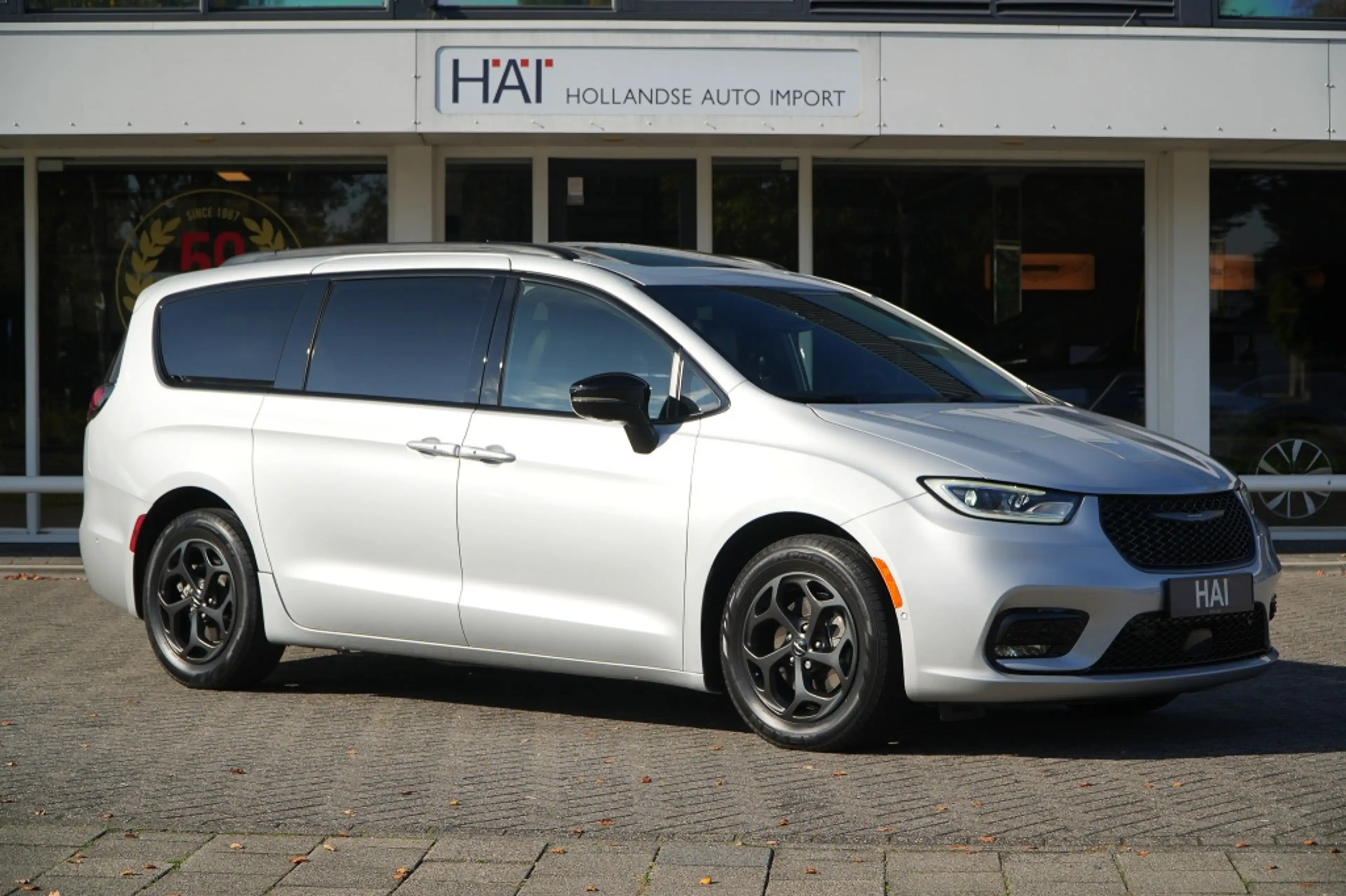 Chrysler Pacifica 3.6 V6 Hybrid S I Pano I ACC I 7-persoons I — photo 4