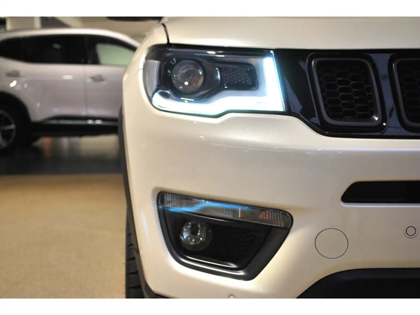 Jeep Compass S 4xe PHEV Aut. Turbo Blanc - 2