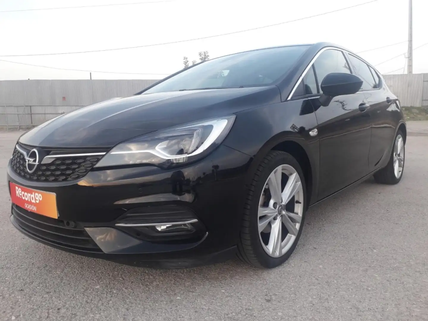 Opel Astra 1.4T S/S Elegance Aut. 145 Negro - 1