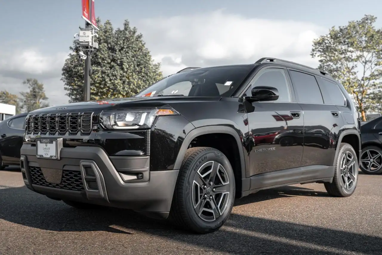Jeep Cherokee снимка Jeep Cherokee
