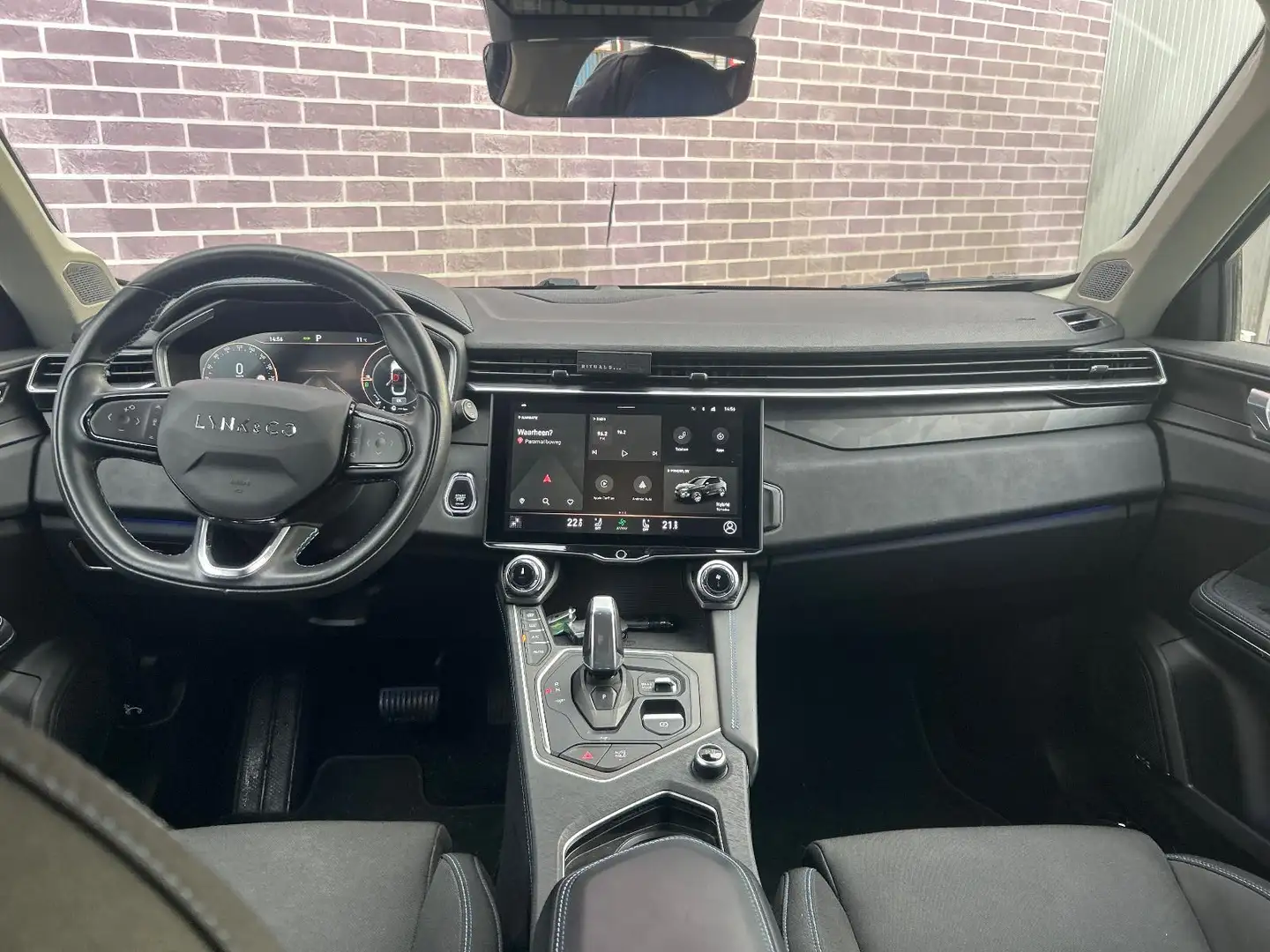 Lynk & Co 01 1.5 Plug-in Hybrid | Black pack | 360 camera | Pan Zwart - 2