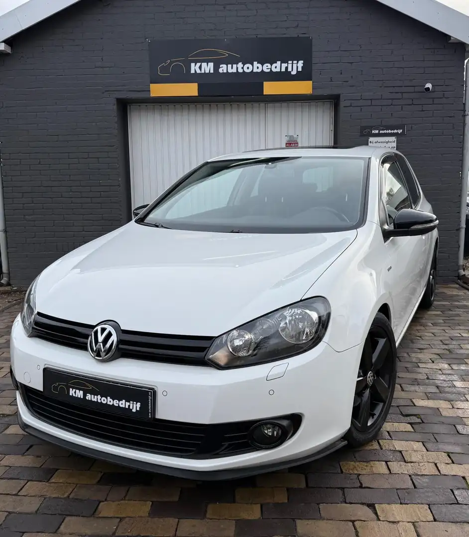 Volkswagen Golf 1.4 TSI Match*Clima*PDC*Opendak*Nap* Weiß - 1