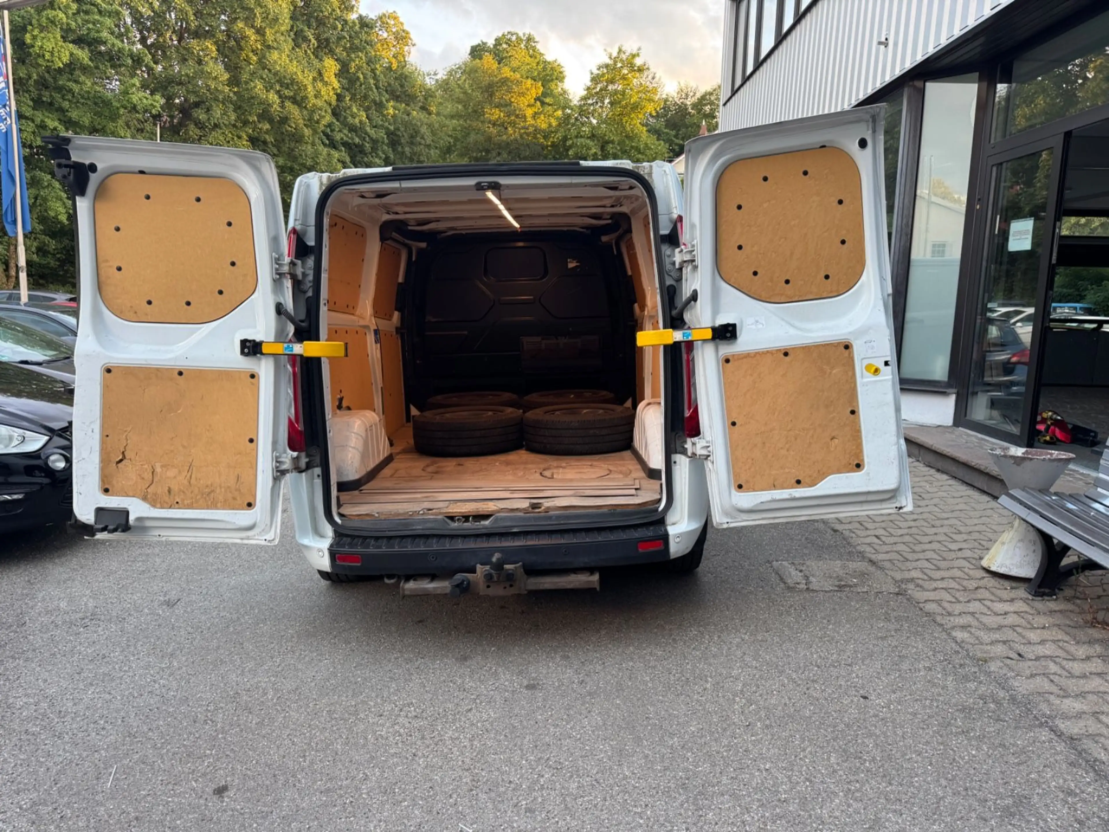 Ford Transit Custom Transit 2.0TDI Custom  340 L2 Trend Tüvneu 1hand — photo 16