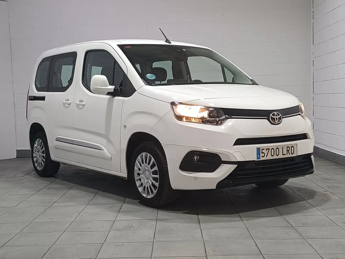 Toyota Proace City 1.5D 75kW (100CV) VX L1 Blanco - 2