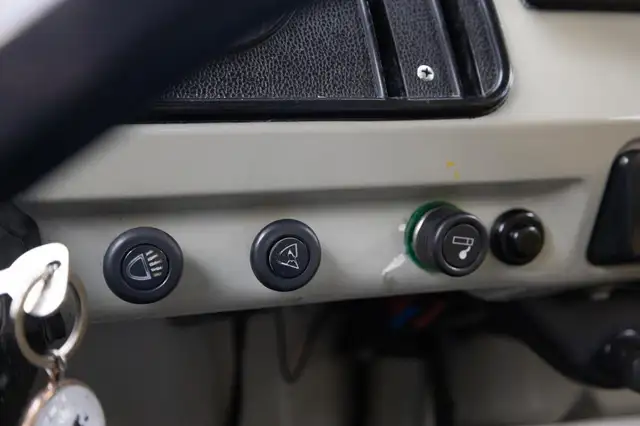 Volkswagen VW T2 view 14