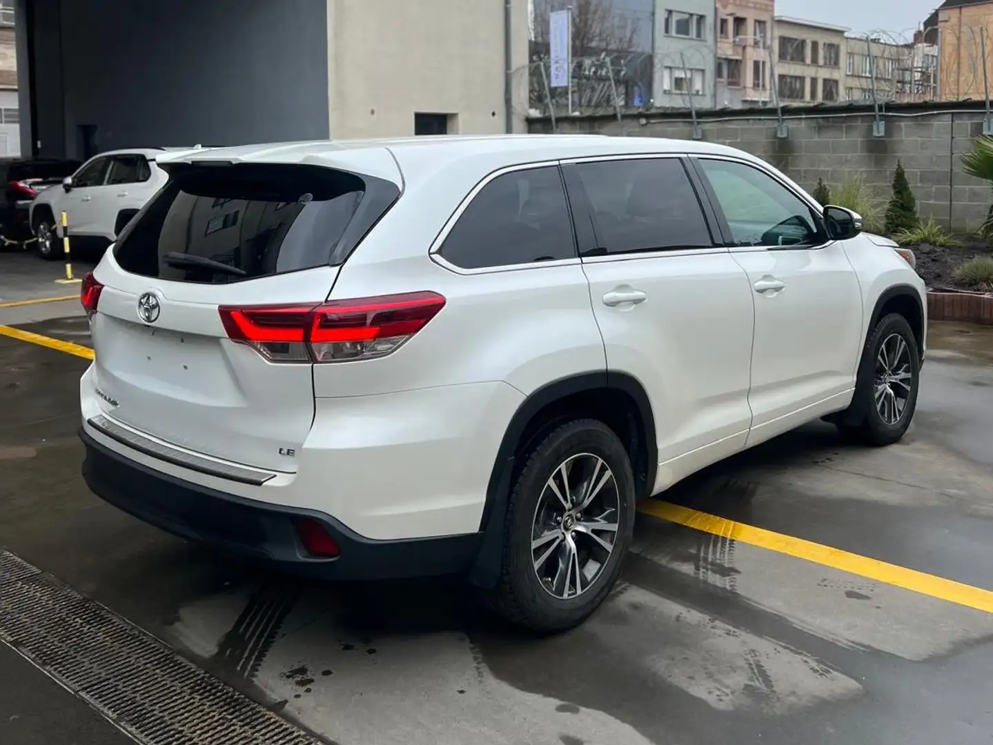 Toyota Highlander ONLY FOR EXPORT OUT OF EUROPE Blanco - 2